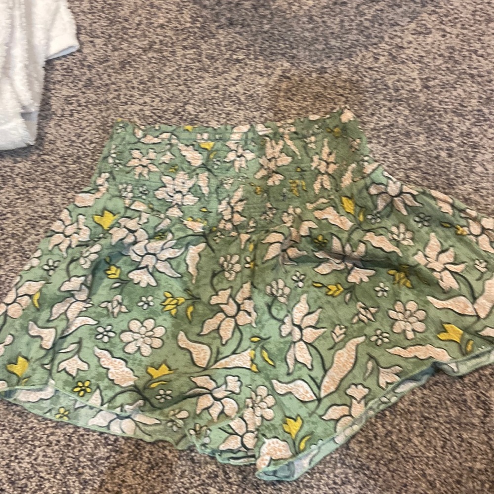 Aerie flowy shorts
